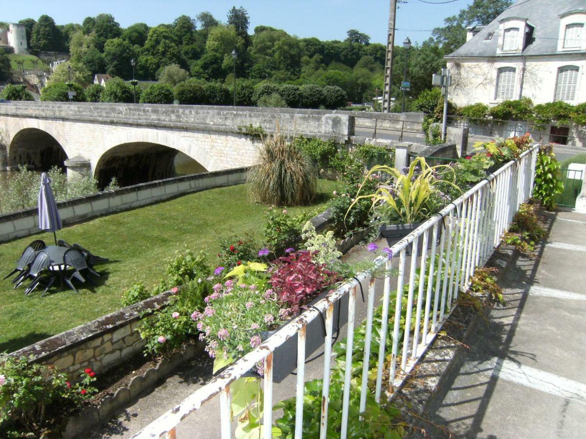 La Chaussee Des Ponts Noyers-sur-Cher Buitenkant foto